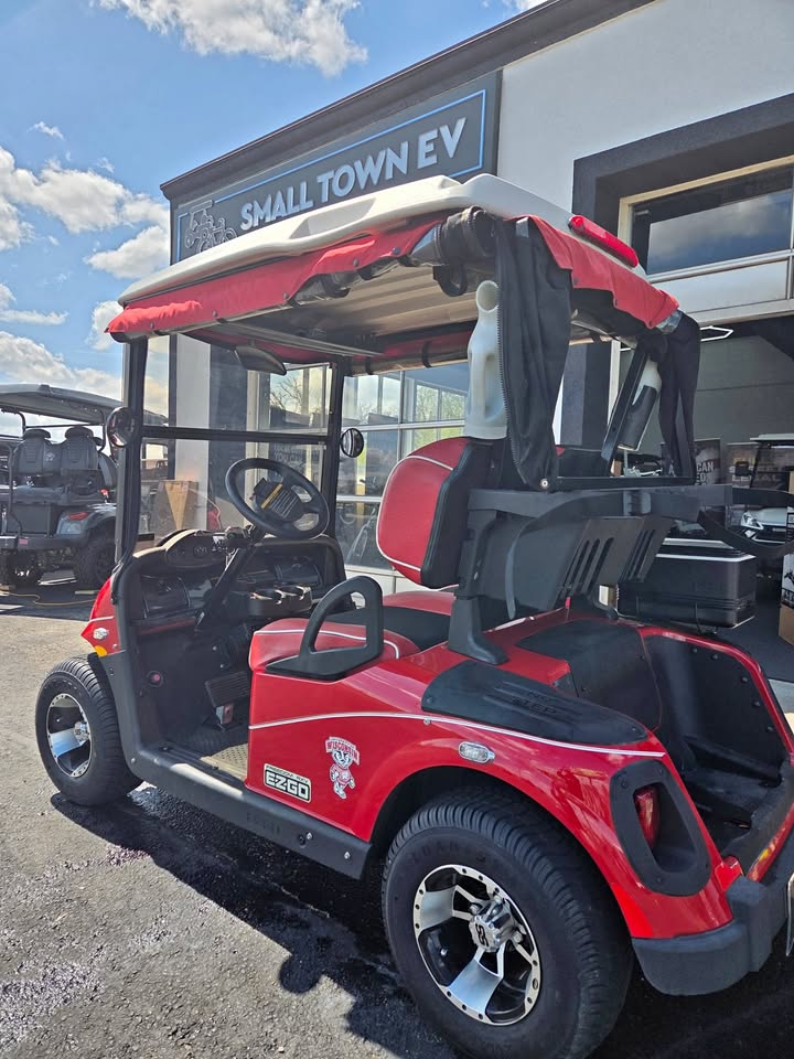 Used Spotless 2011 E-Z-GO RXV 2-Seat Electric Golf Cart – Badger Red - Image 7