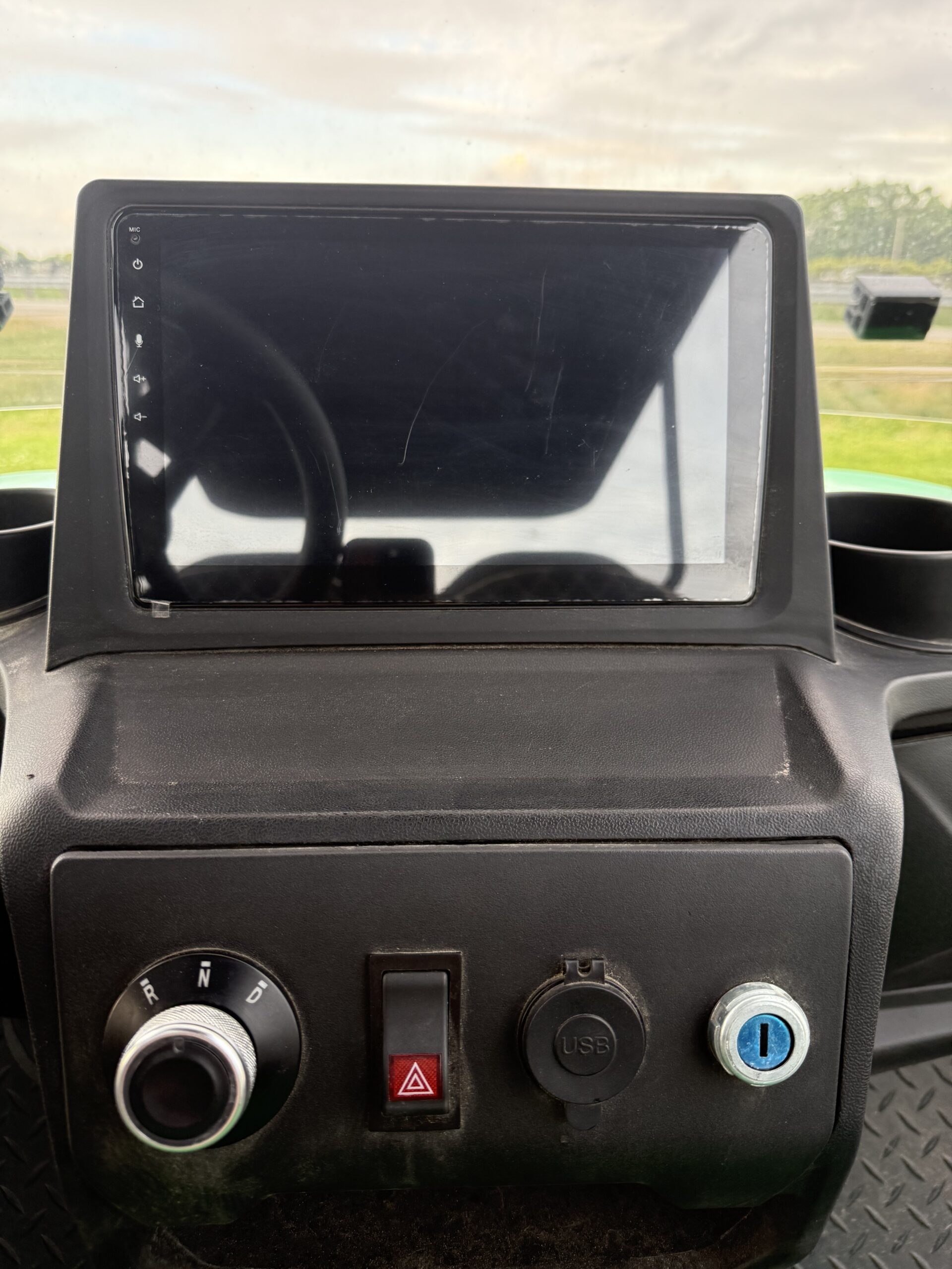 Used 2025 Vivid EV V4 Golf Cart – Lime Green Lithium - Image 5