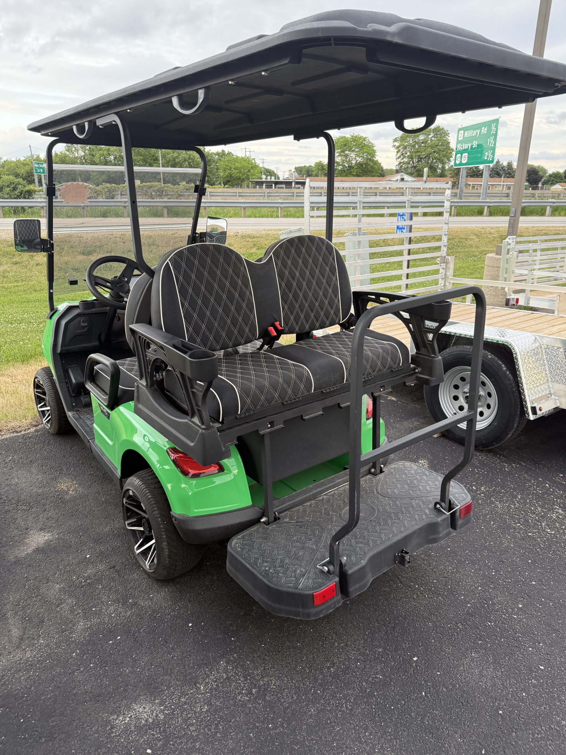 Used 2025 Vivid EV V4 Golf Cart – Lime Green Lithium - Image 6