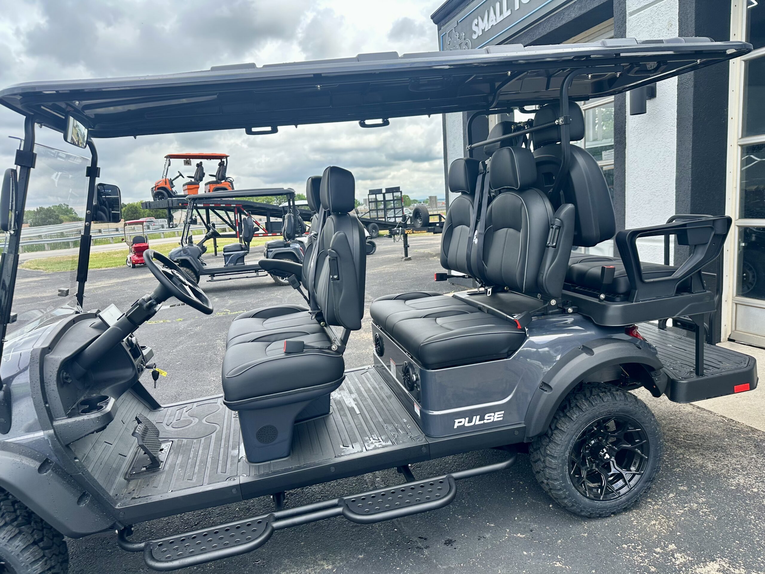 ActivEV Pulse Lifted 6 Seater Street Legal Golf Cart - Charcoal - Image 5