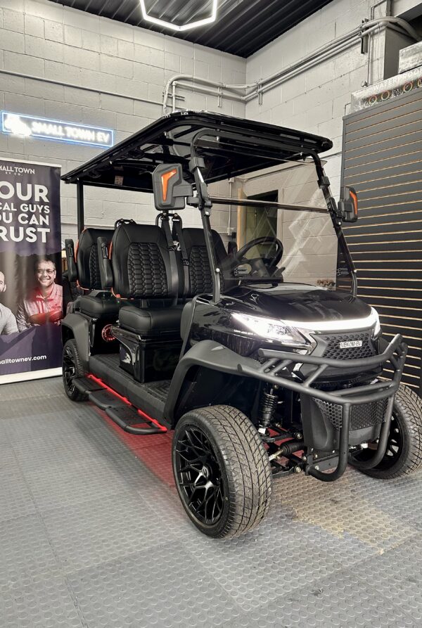 Venom Stealth 4 Seat Black
