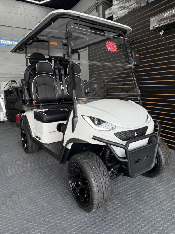 ActivEV Pulse 4 Seater Golf Cart White